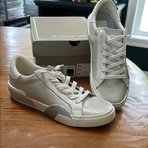 Dolce Vita Women's Zina Opal Metallic Leather